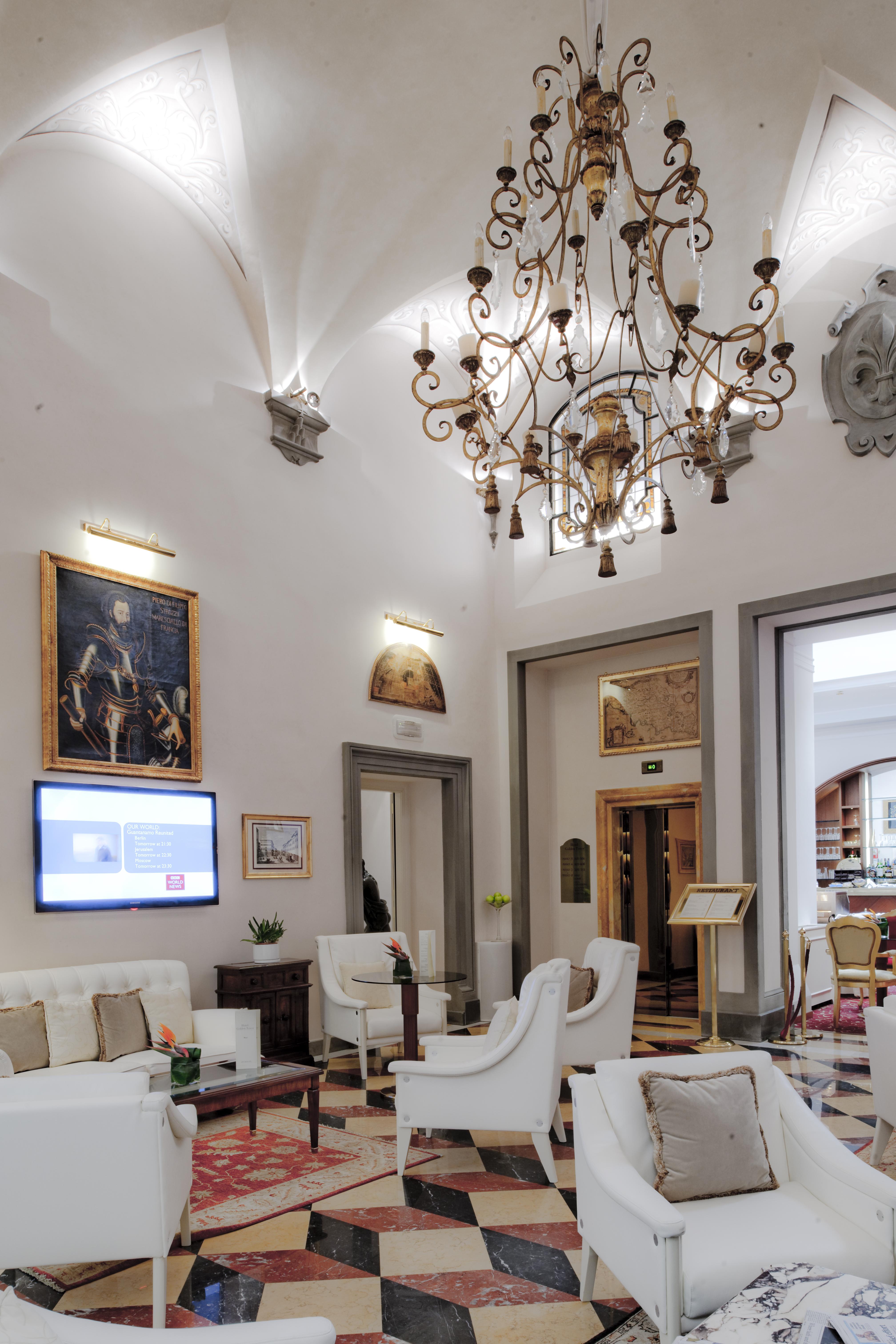 Golden Tower Hotel&Spa Florence Buitenkant foto The interior of the museum