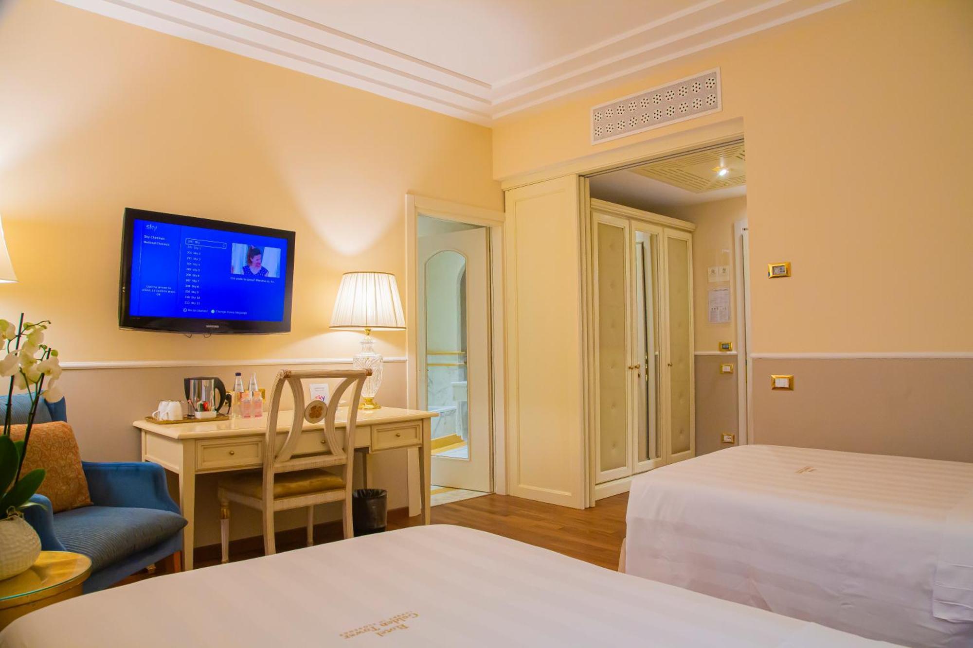 Golden Tower Hotel&Spa Florence Buitenkant foto Deluxe Room